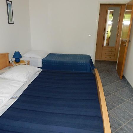 Apartments Indira II Lovište Eksteriør bilde